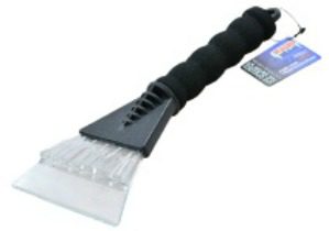 Heavy duty ice scraper